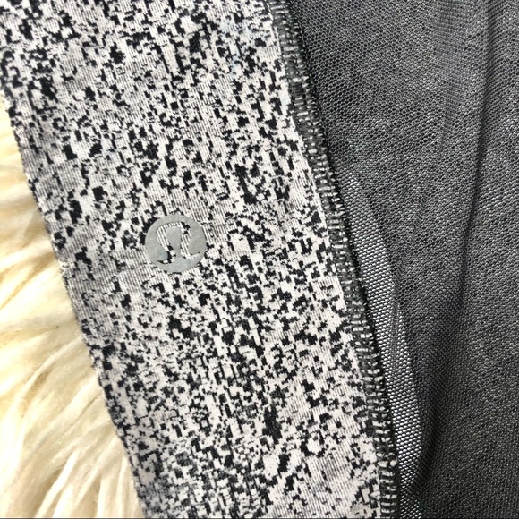 lululemon athletica crops - Picture 5 of 7